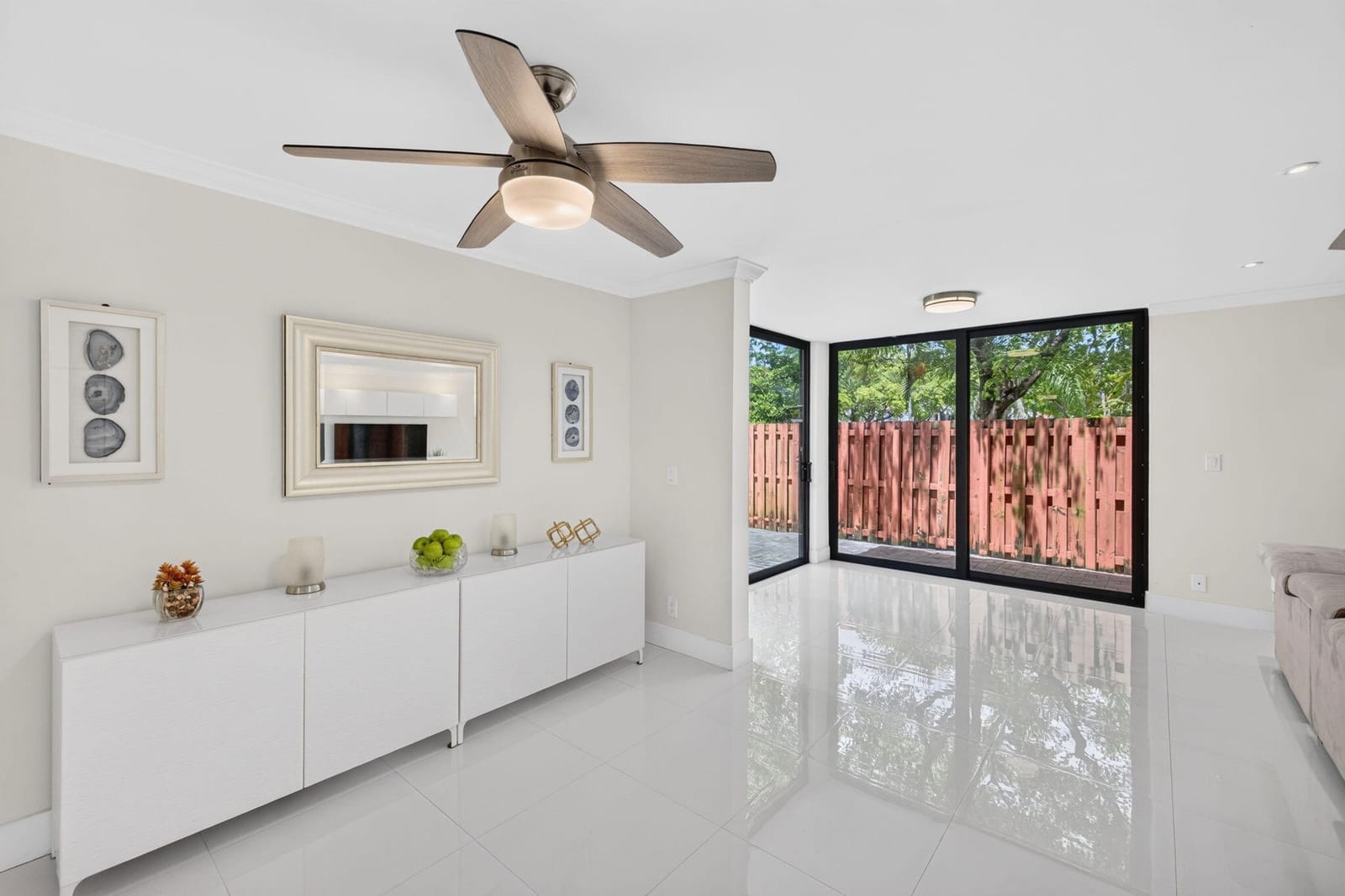 343 IVES DAIRY Road 343-06, Miami, FL 33179 photo 14