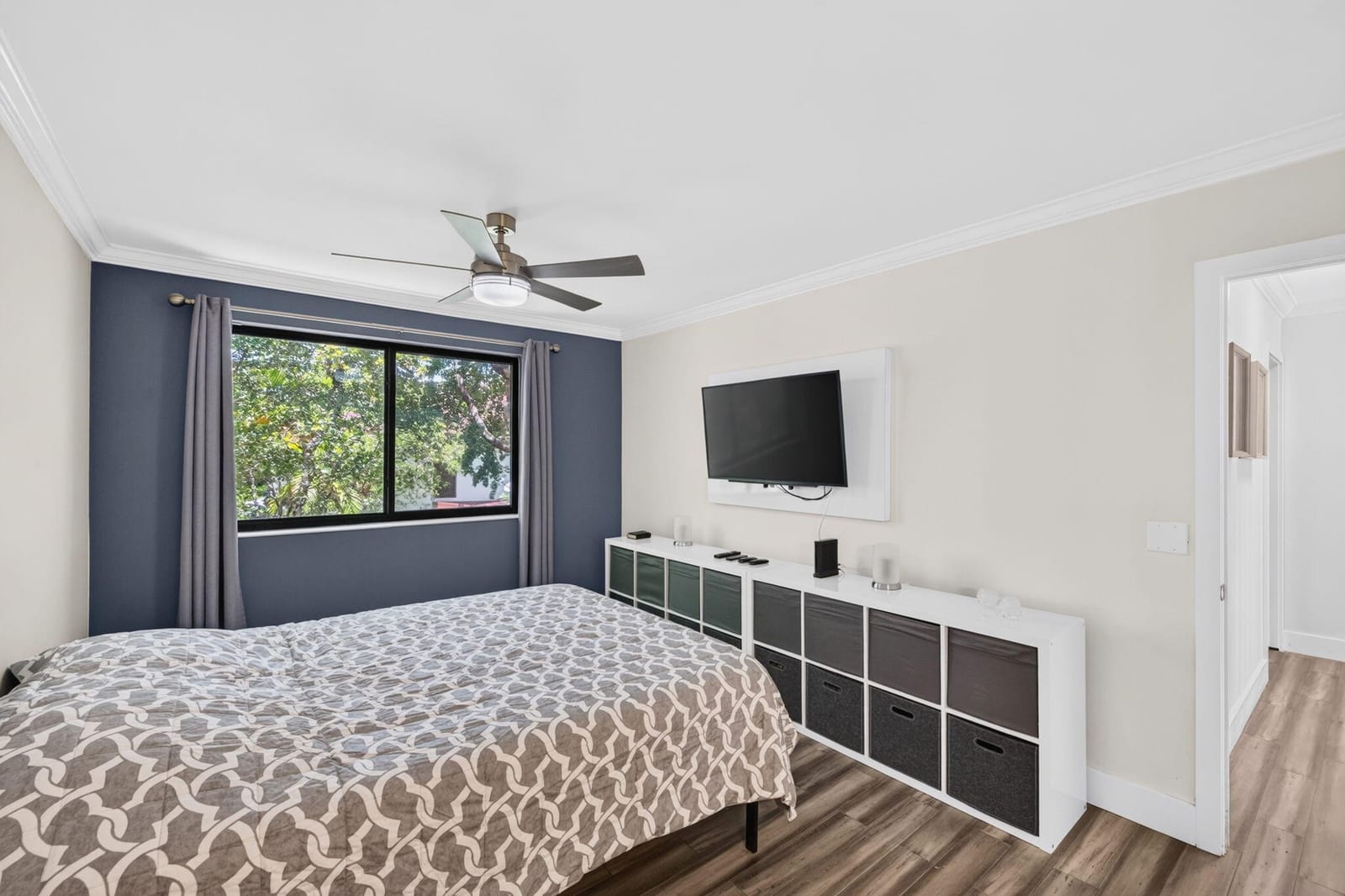 343 IVES DAIRY Road 343-06, Miami, FL 33179 photo 24