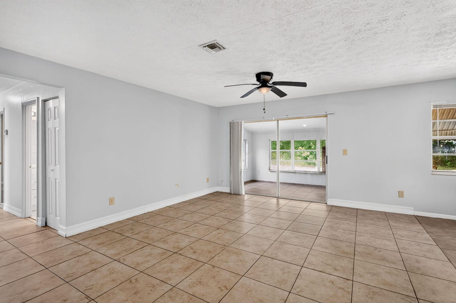 1650 SE Memorial Street — photo 6