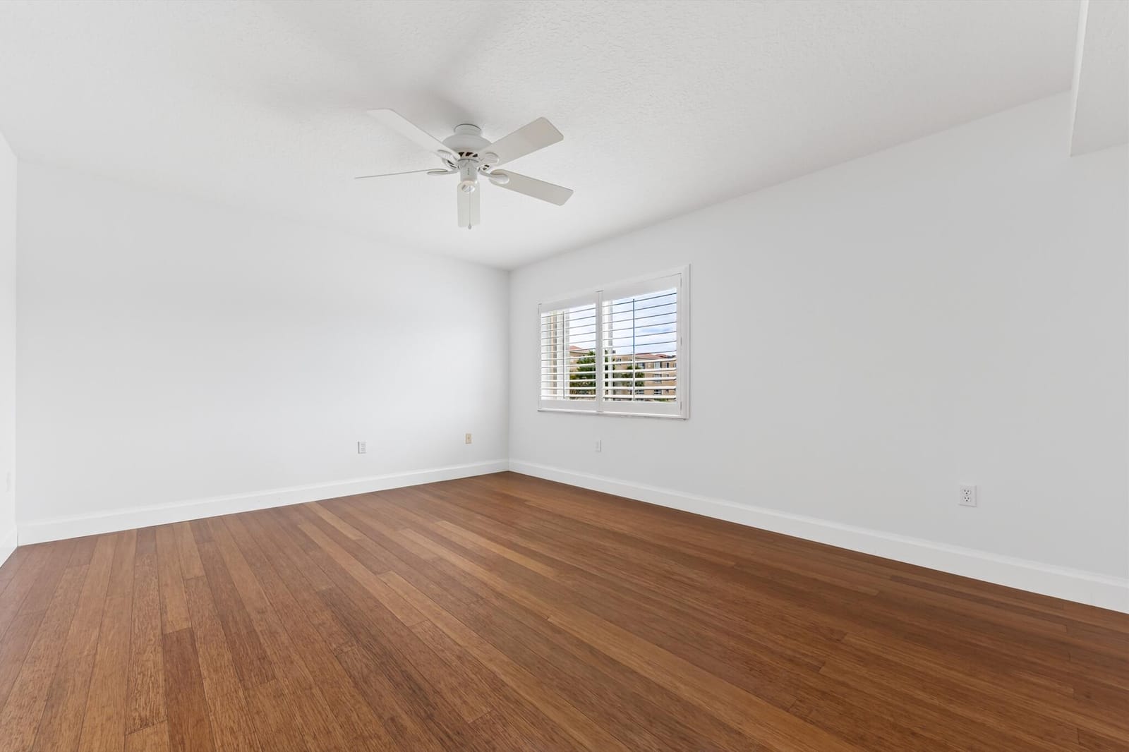 5842 CRYSTAL SHORES Drive 205, Boynton Beach, FL 33437 photo 13