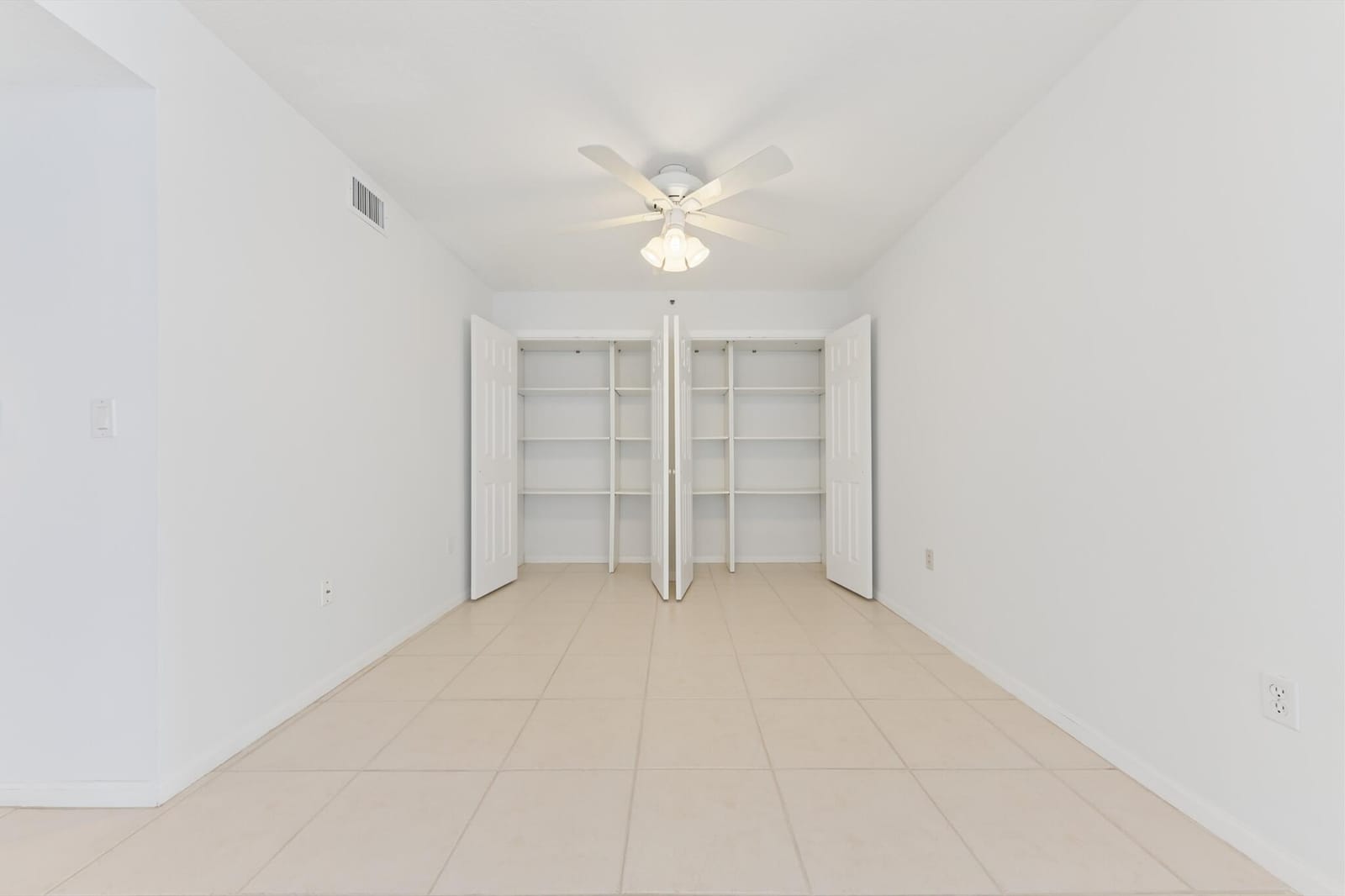 5842 CRYSTAL SHORES Drive 205, Boynton Beach, FL 33437 photo 19