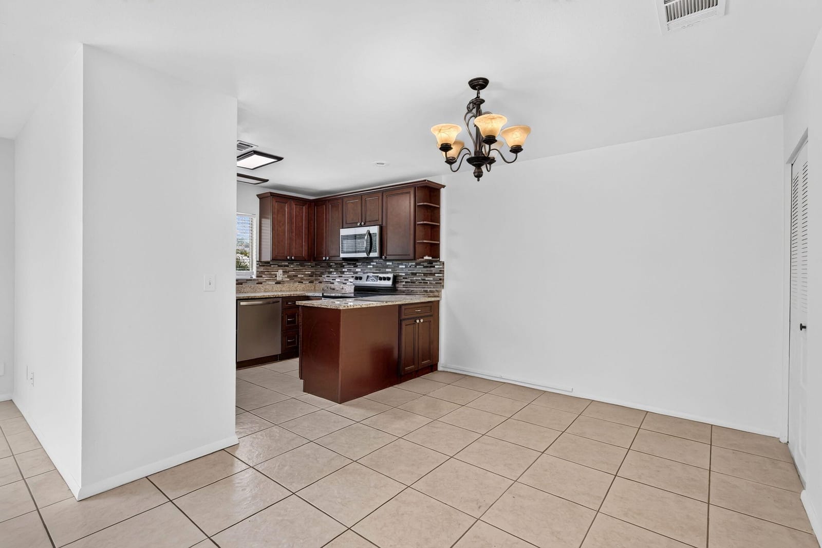 1713 SE Ryecroft Court, Port St. Lucie, FL 34952 photo 12