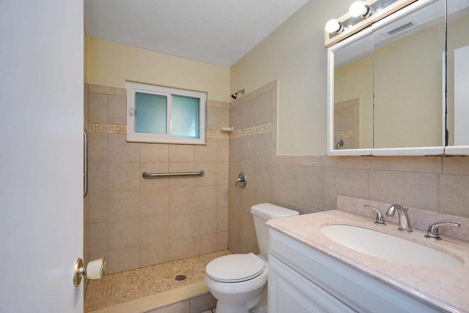 2716 SW 46TH Street #2 — photo 12