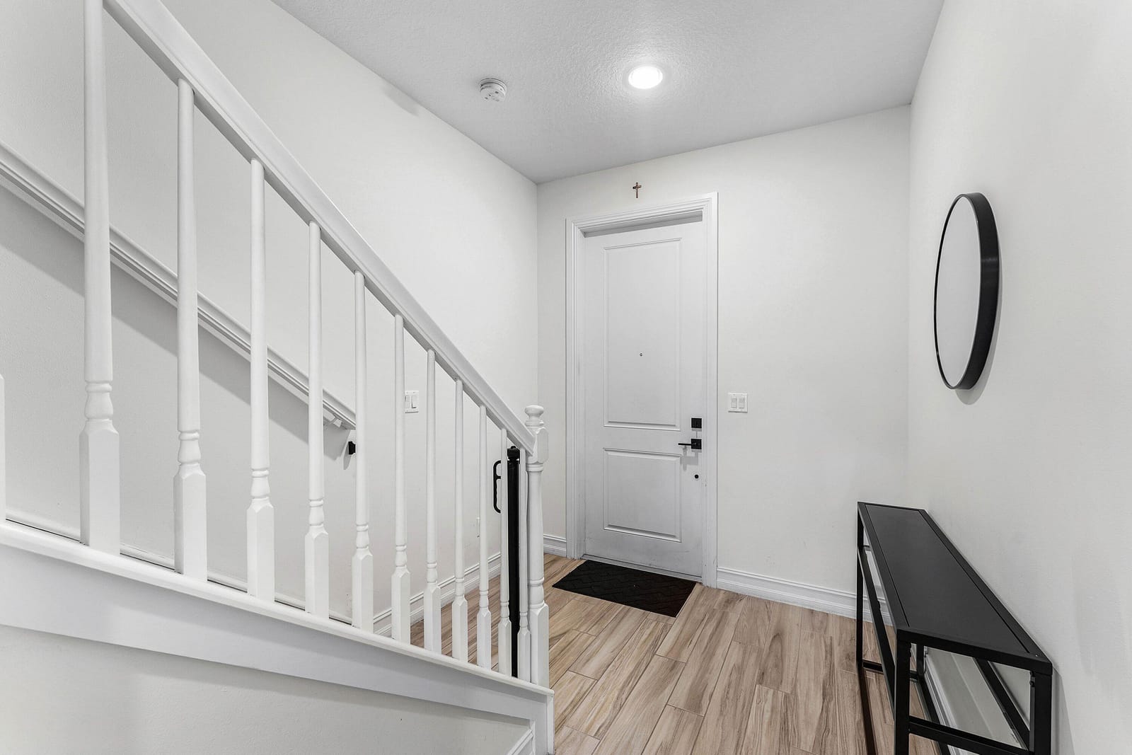 10175 Akenside Drive — photo 3