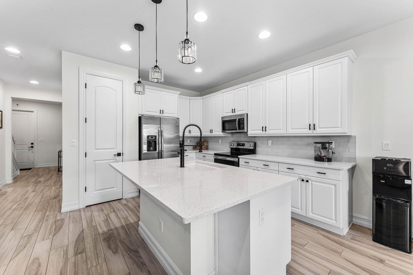 10175 Akenside Drive — photo 5