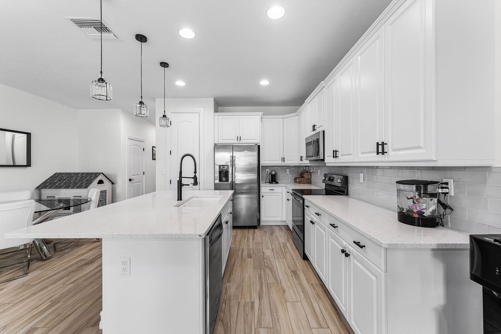 10175 Akenside Drive — photo 7