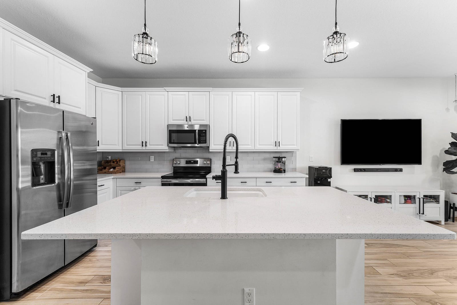 10175 Akenside Drive — photo 8