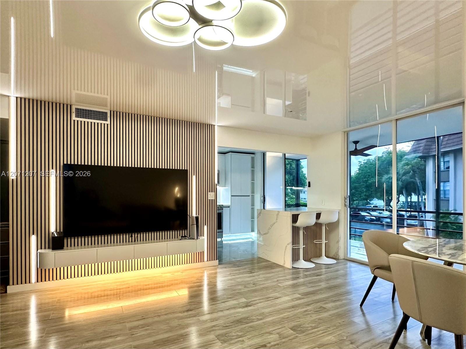 671 NE 195th Street 205E, Miami, FL 33179