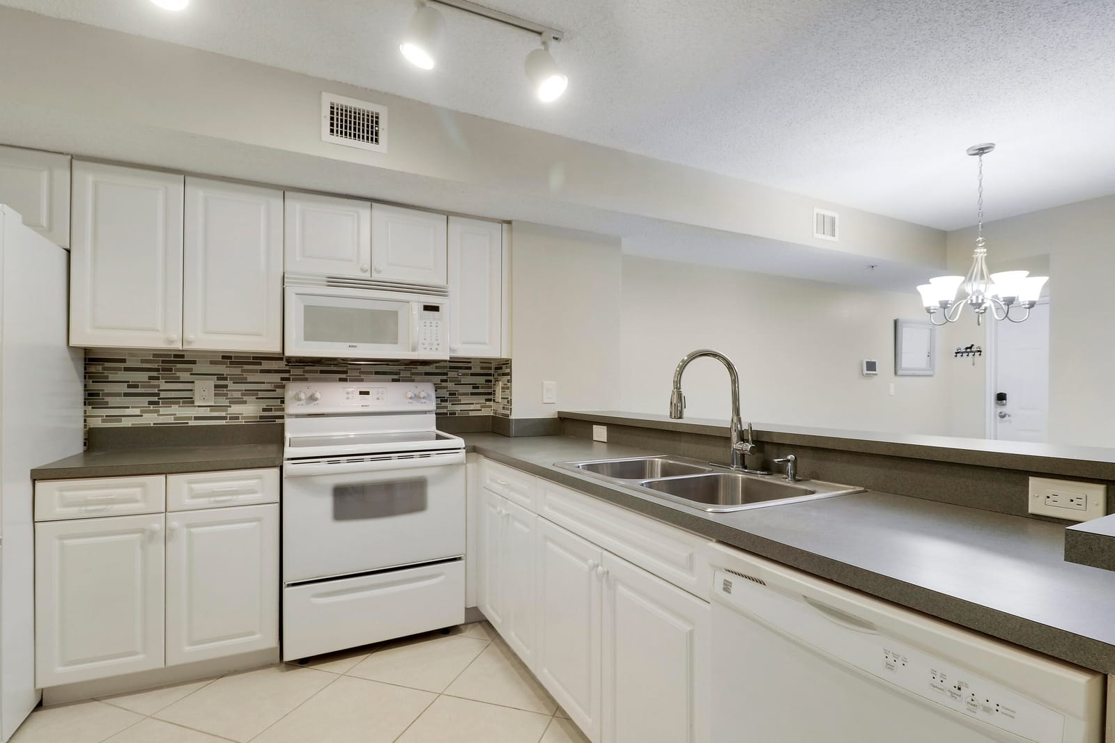 236 VILLAGE Boulevard 1106, Tequesta, FL 33469 photo 11