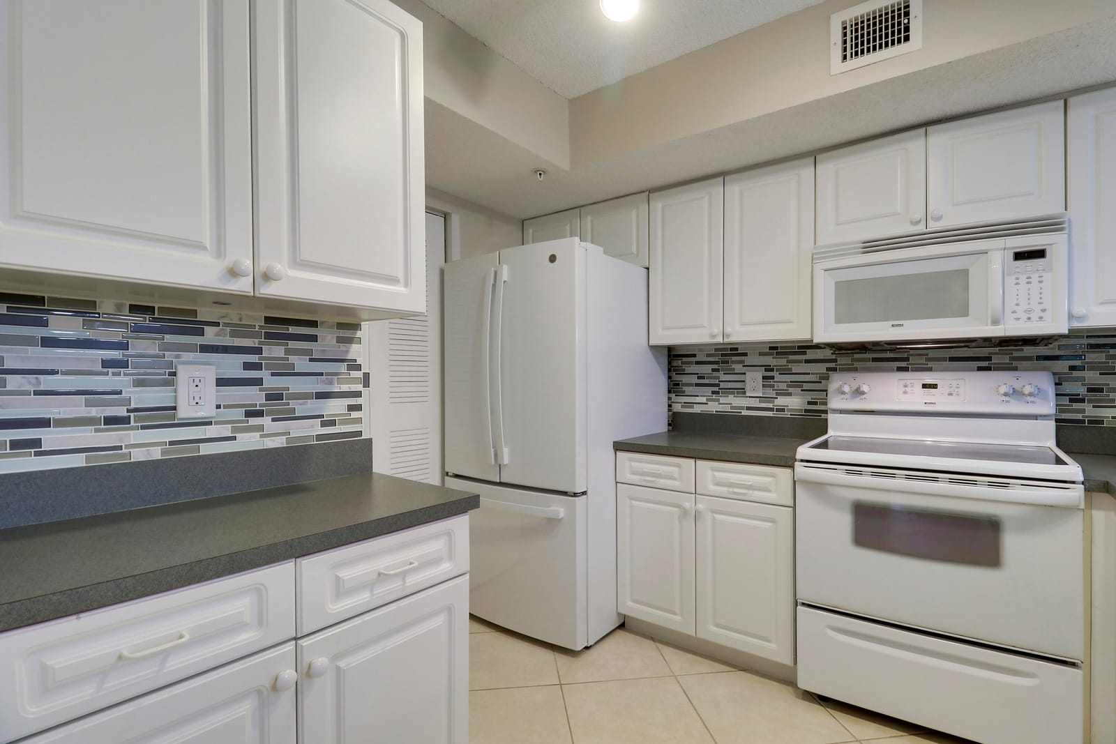 236 VILLAGE Boulevard 1106, Tequesta, FL 33469 photo 13