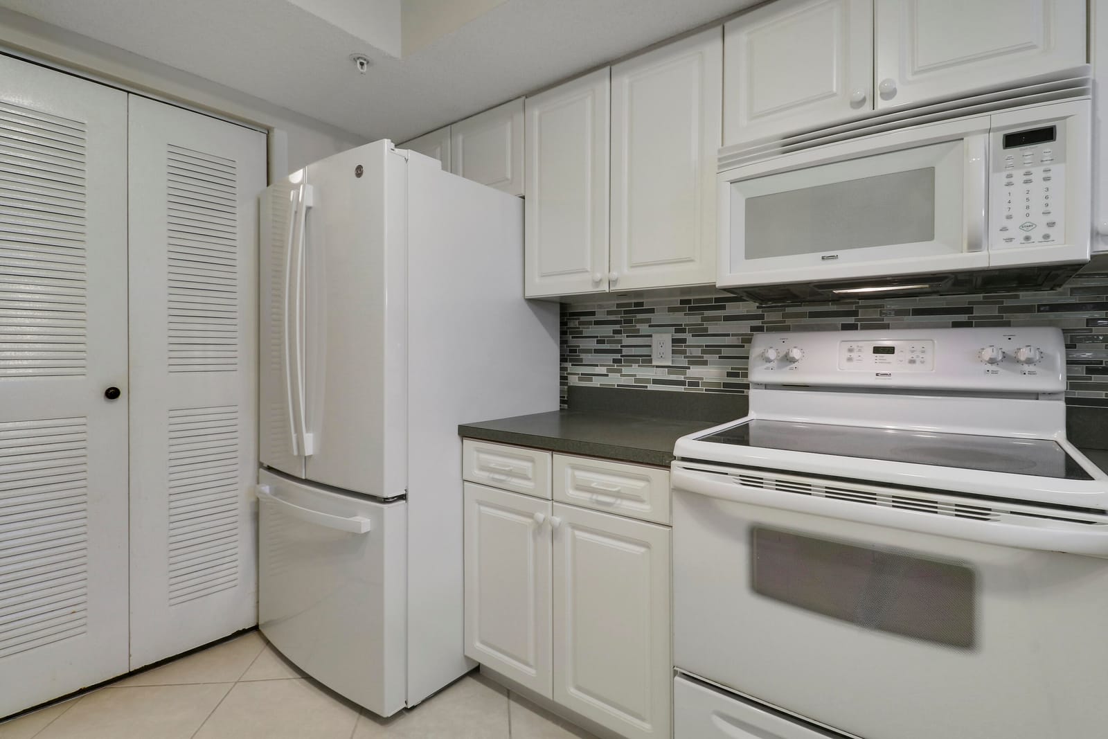 236 VILLAGE Boulevard 1106, Tequesta, FL 33469 photo 16