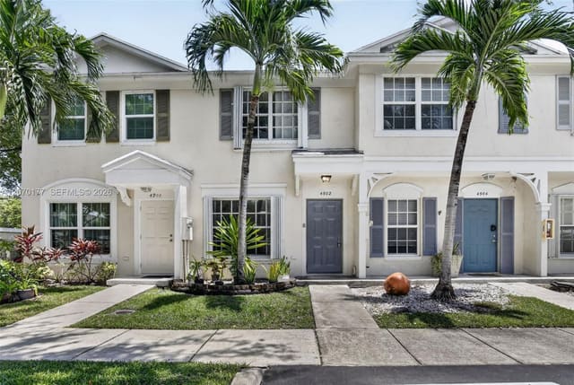 4902 SW 31st Terrace, sold in Banyan Oakridge Commercia, Dania Beach, FL