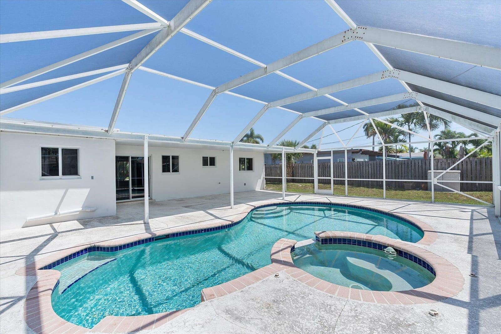 1400 NE 42nd Court, Oakland Park, FL 33334 photo 3