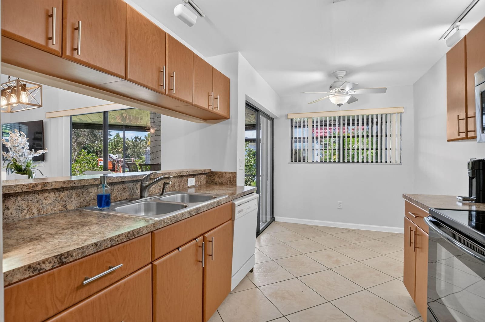 327 NW 36TH Avenue, Deerfield Beach, FL 33442 photo 14