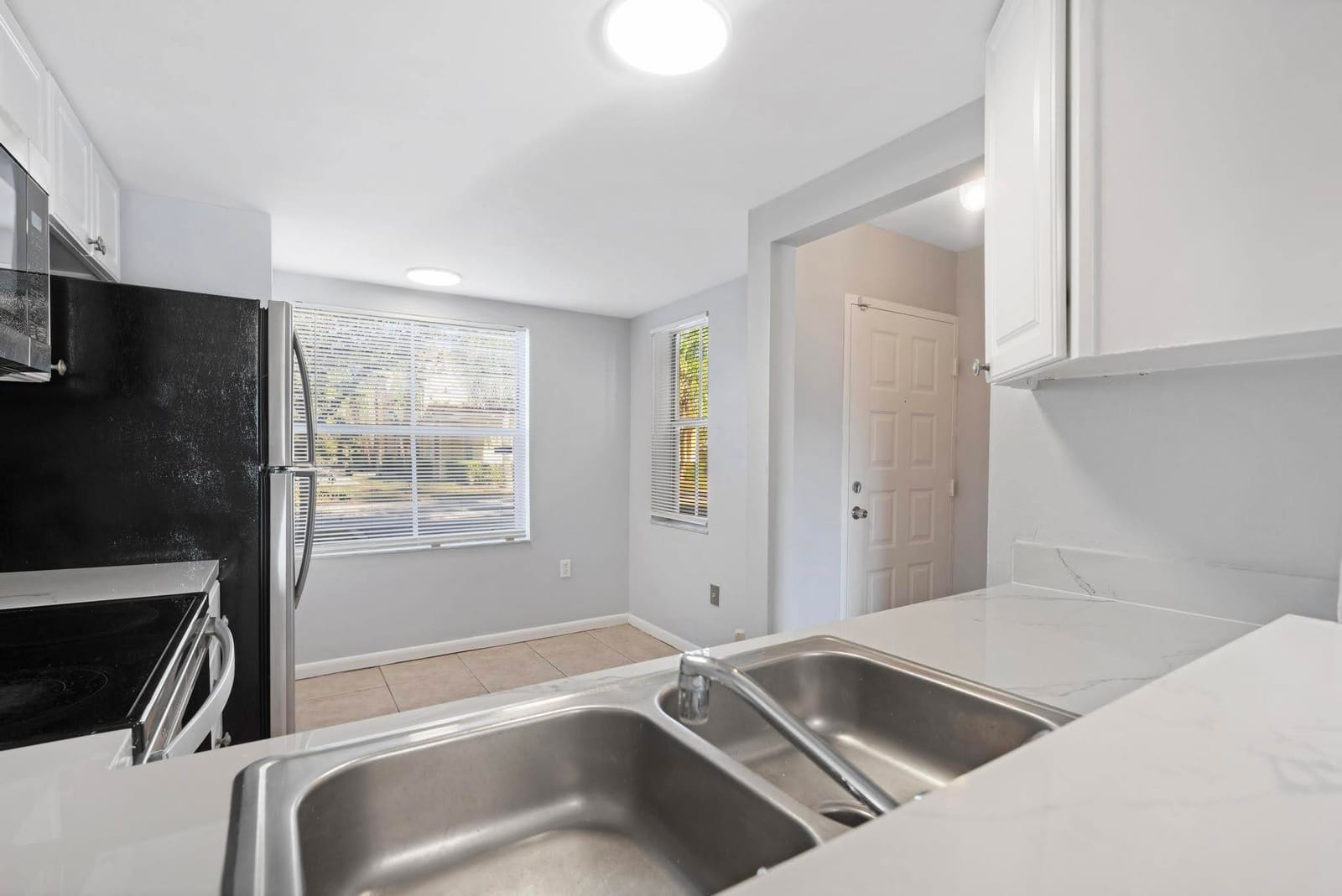 4080 NW 90TH Avenue 4080 — photo 4