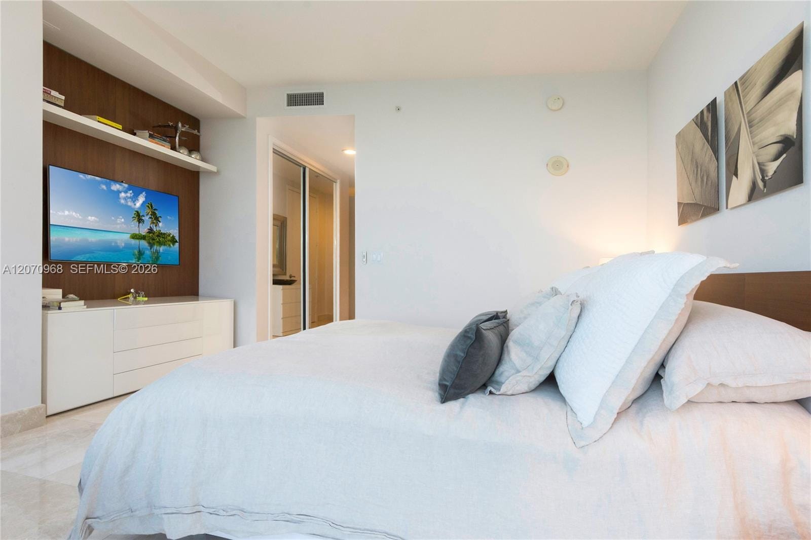 18201 Collins Avenue 4208, Sunny Isles Beach, FL 33160 photo 21