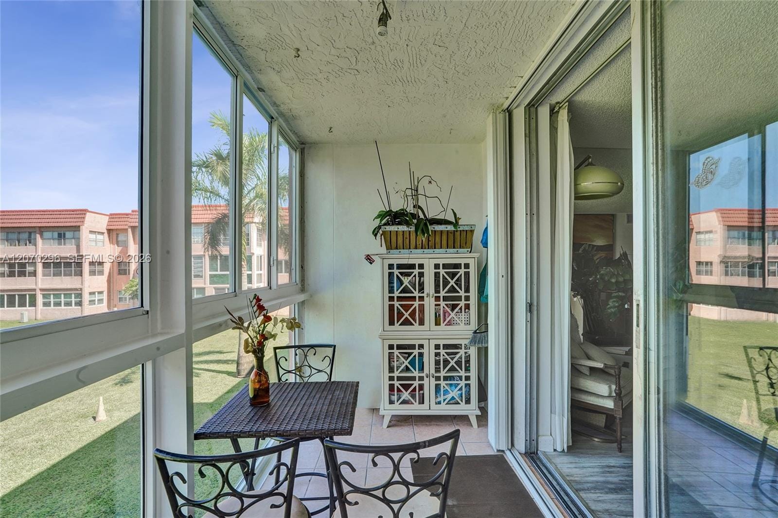 9461 Sunrise Lakes Boulevard 208, Sunrise, FL 33322 photo 14