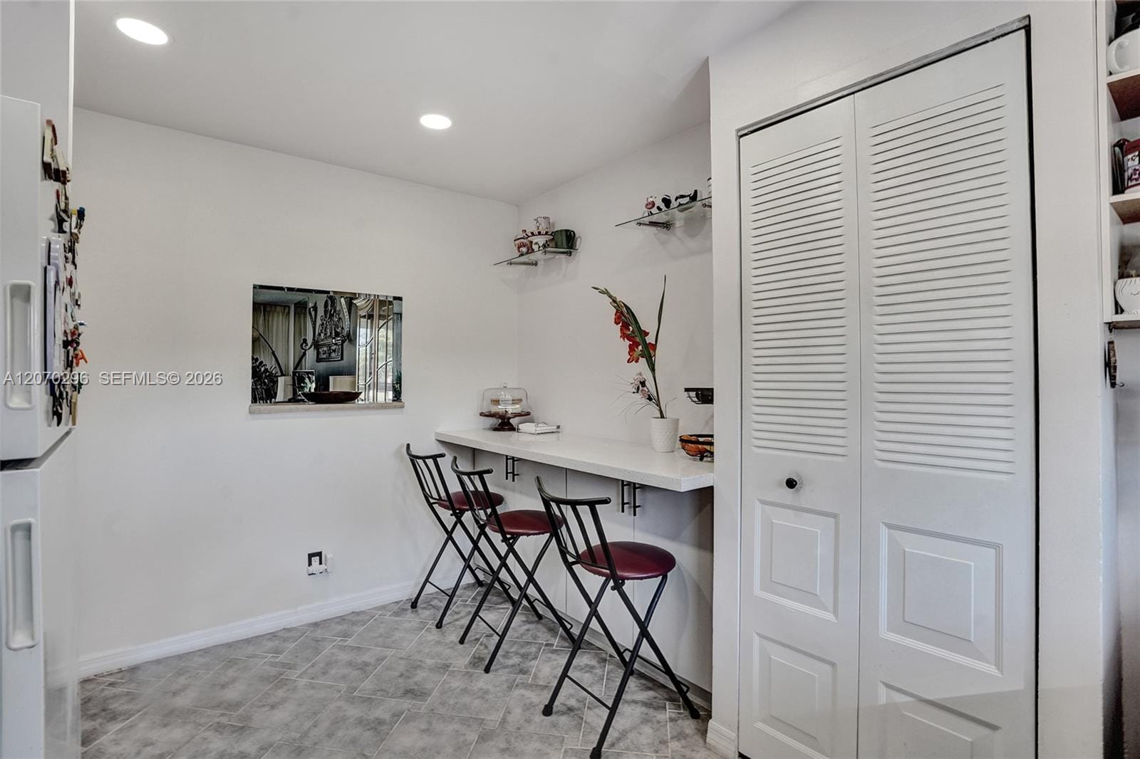 9461 Sunrise Lakes Boulevard 208, Sunrise, FL 33322 photo 23