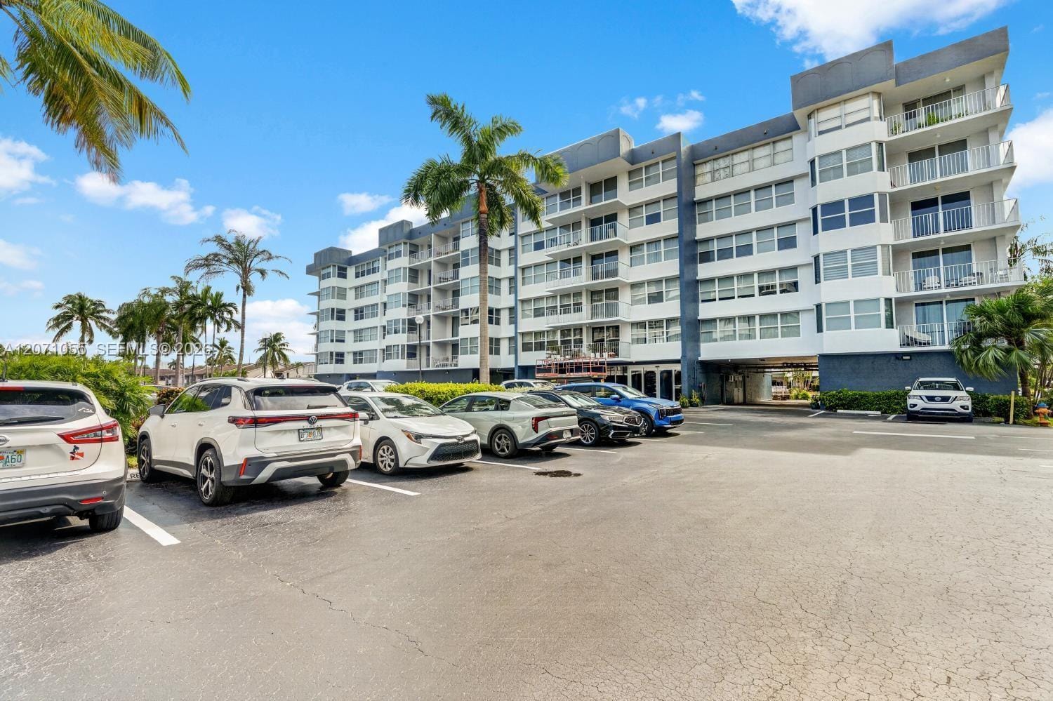 16565 NE 26th Avenue 4E, North Miami Beach, FL 33160 photo 30