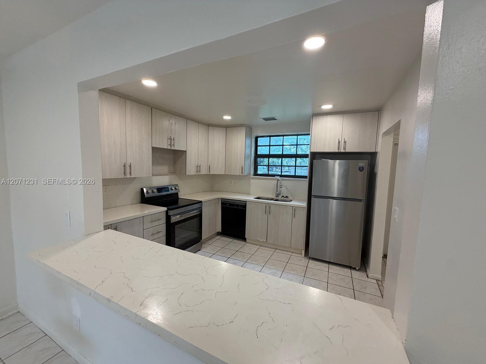 2065 NE 139th Street — photo 4