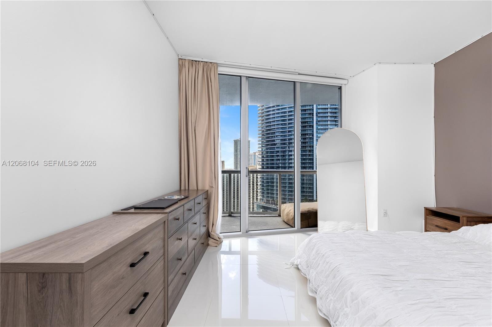 465 Brickell Avenue 2504, Miami, FL 33131 photo 12