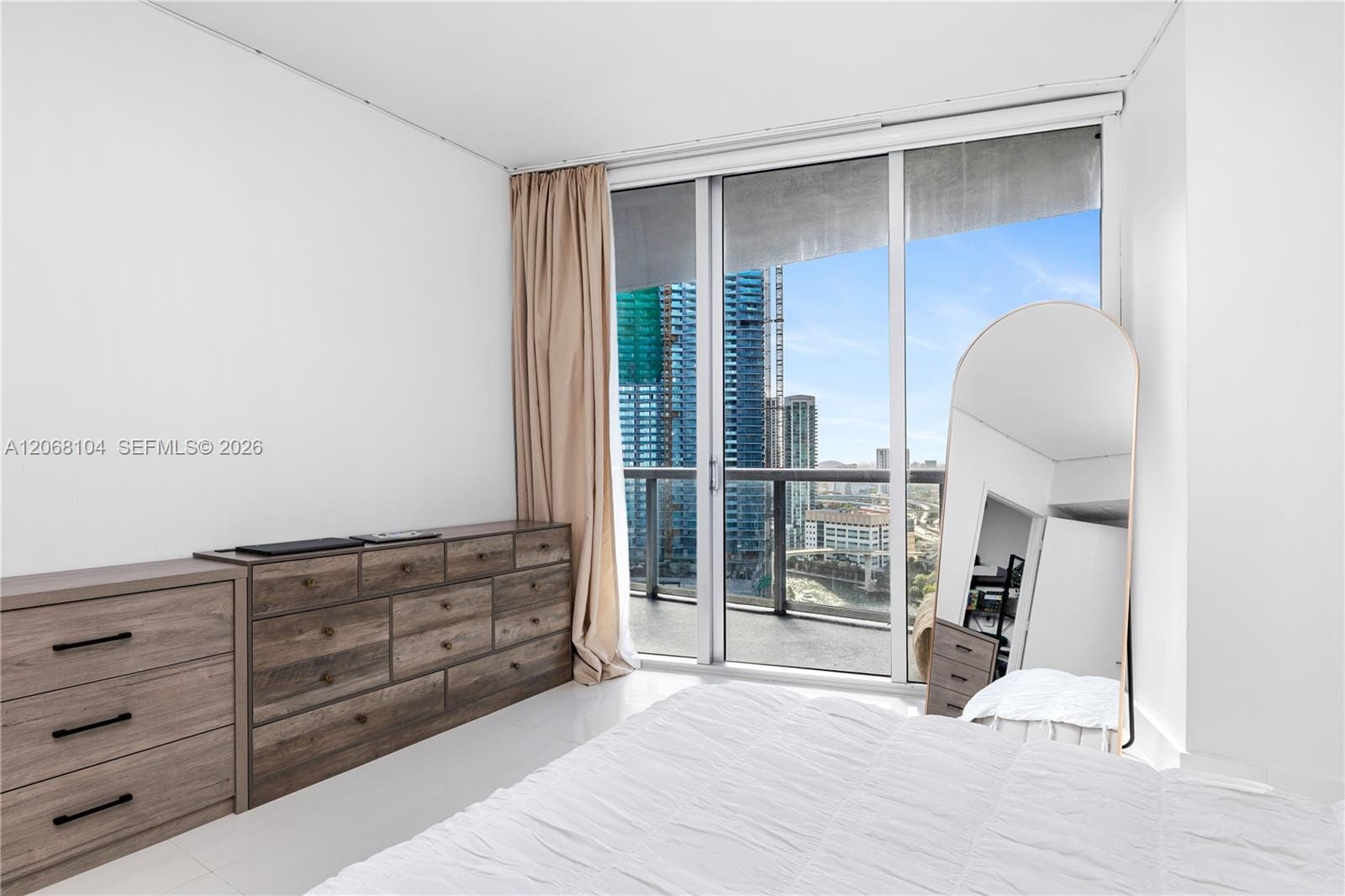 465 Brickell Avenue 2504, Miami, FL 33131 photo 13