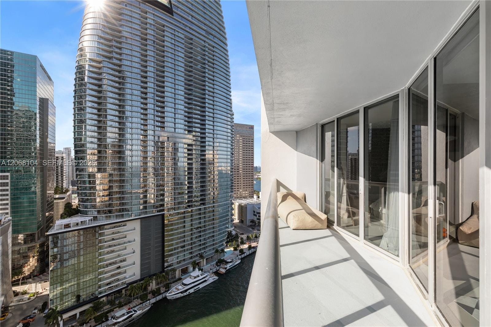 465 Brickell Avenue 2504, Miami, FL 33131 photo 19