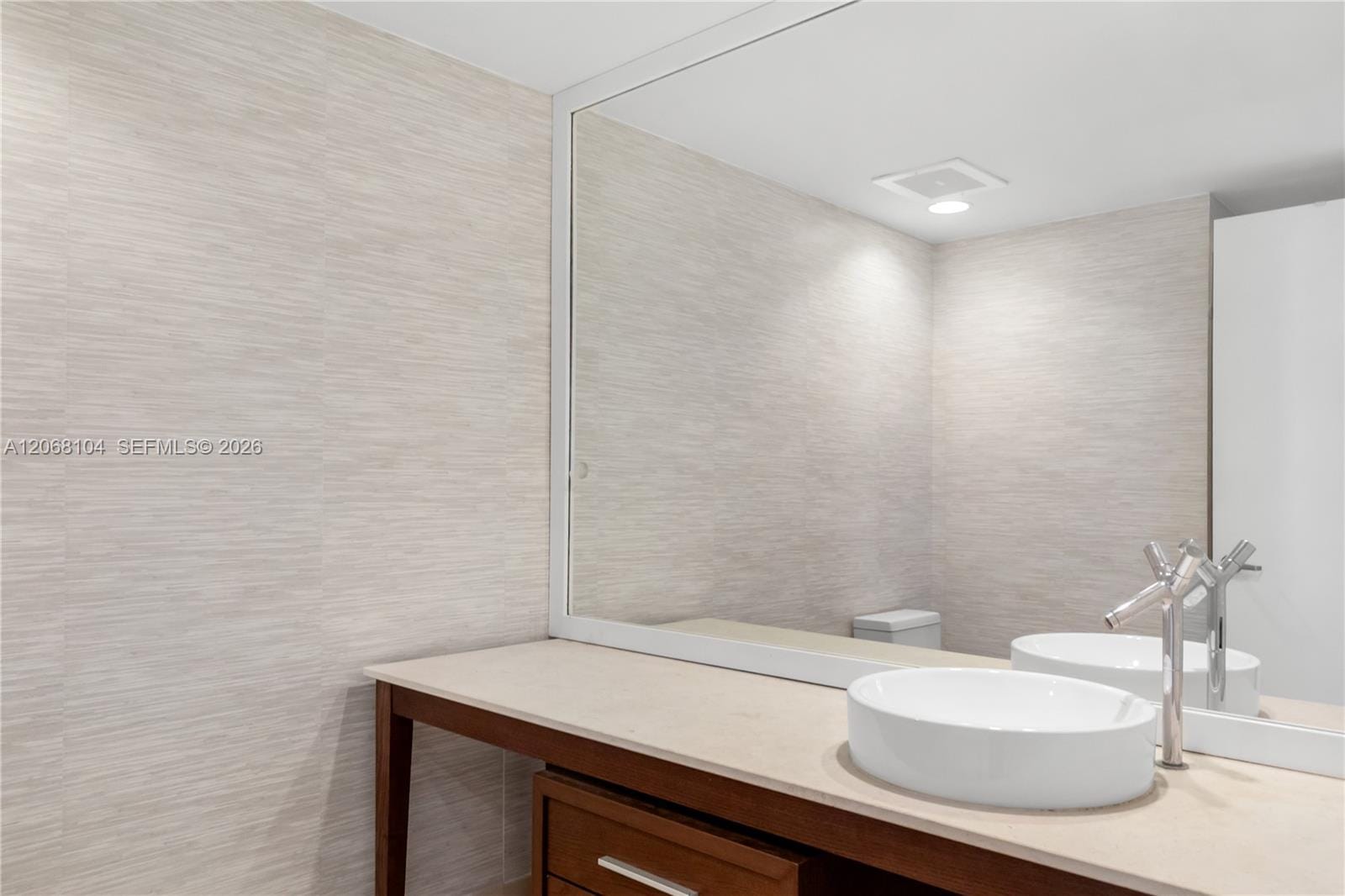 465 Brickell Avenue 2504, Miami, FL 33131 photo 22