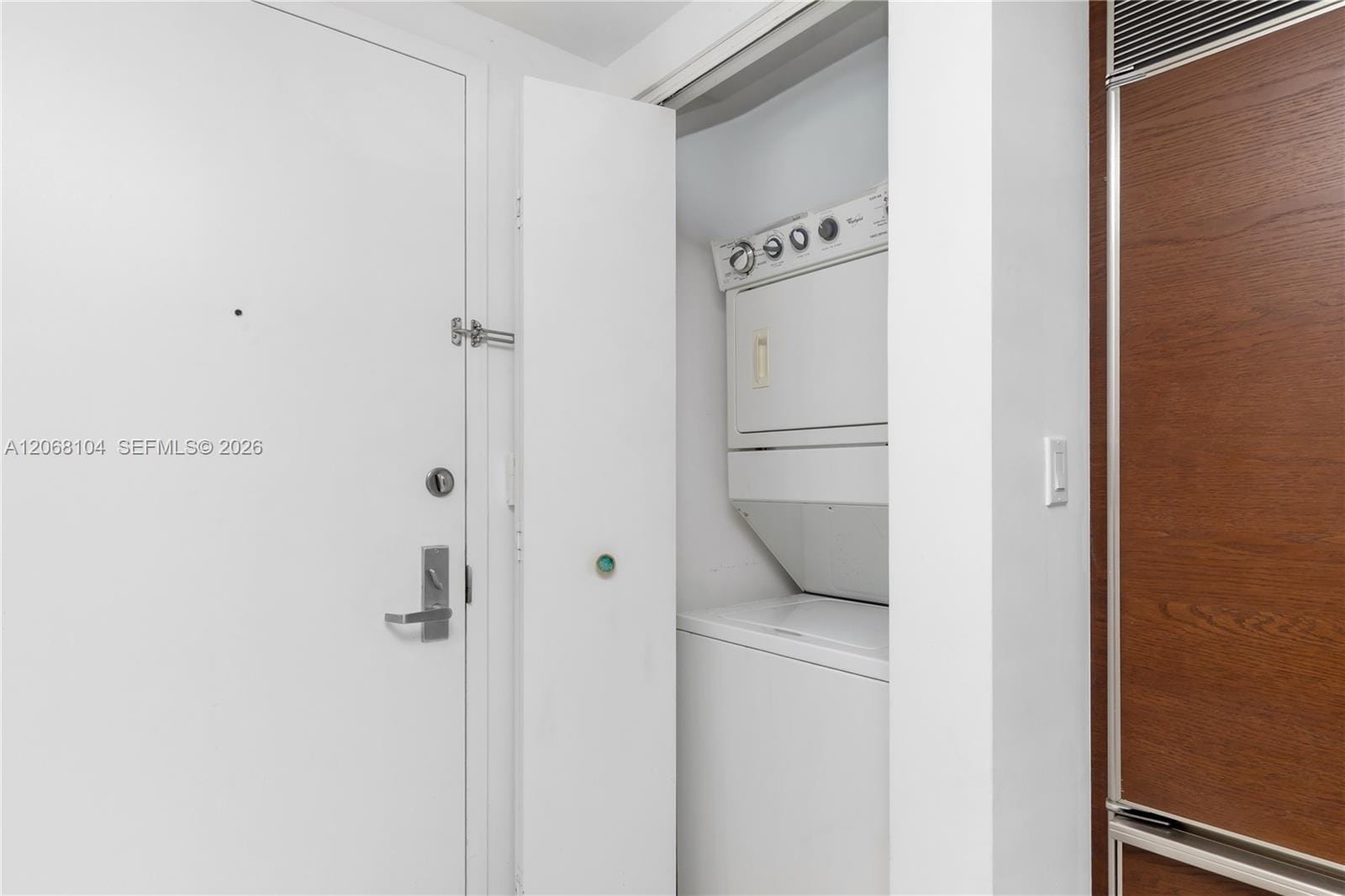 465 Brickell Avenue 2504, Miami, FL 33131 photo 25