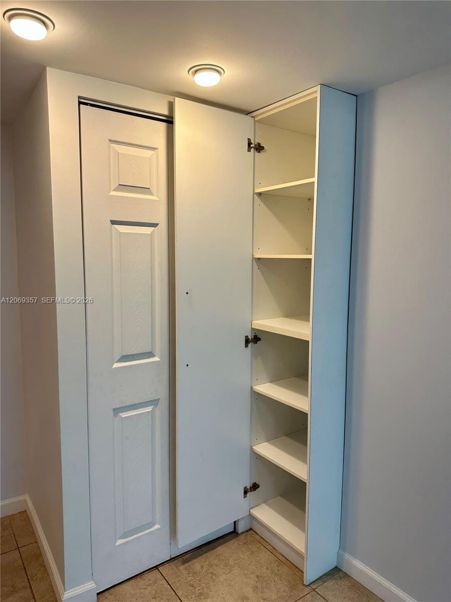3401 N Country Club Drive EI-216 — photo 5