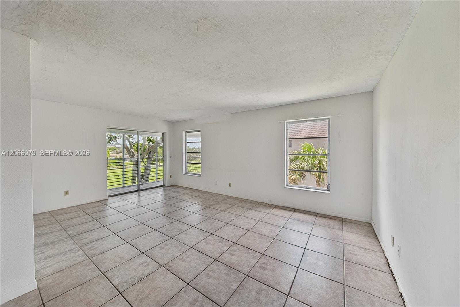 2491 SW 82nd Avenue 310 — photo 5