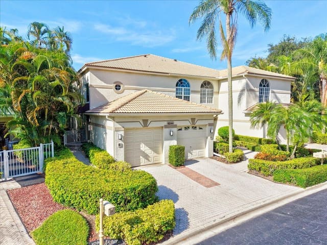 6244 GRAYCLIFF Drive C, The Polo Club, Boca Raton, FL