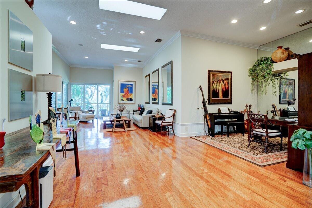 6244 GRAYCLIFF Drive C — photo 9