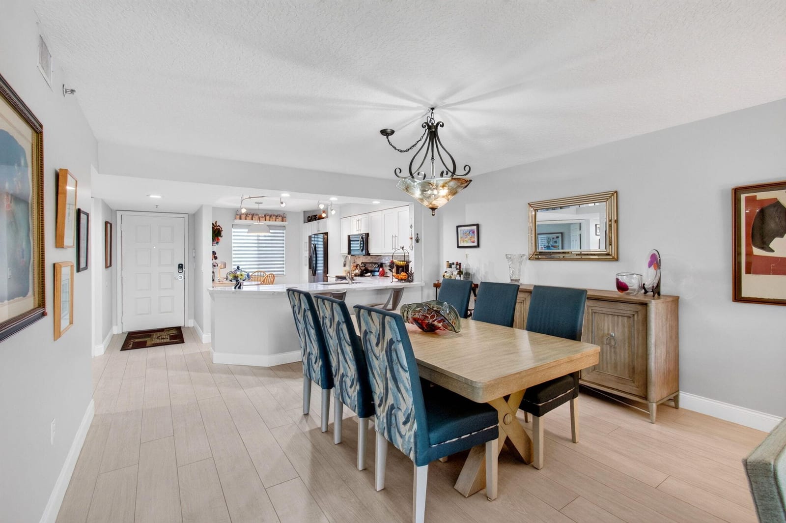 5746 CRYSTAL SHORES Drive 303, Boynton Beach, FL 33437 photo 18