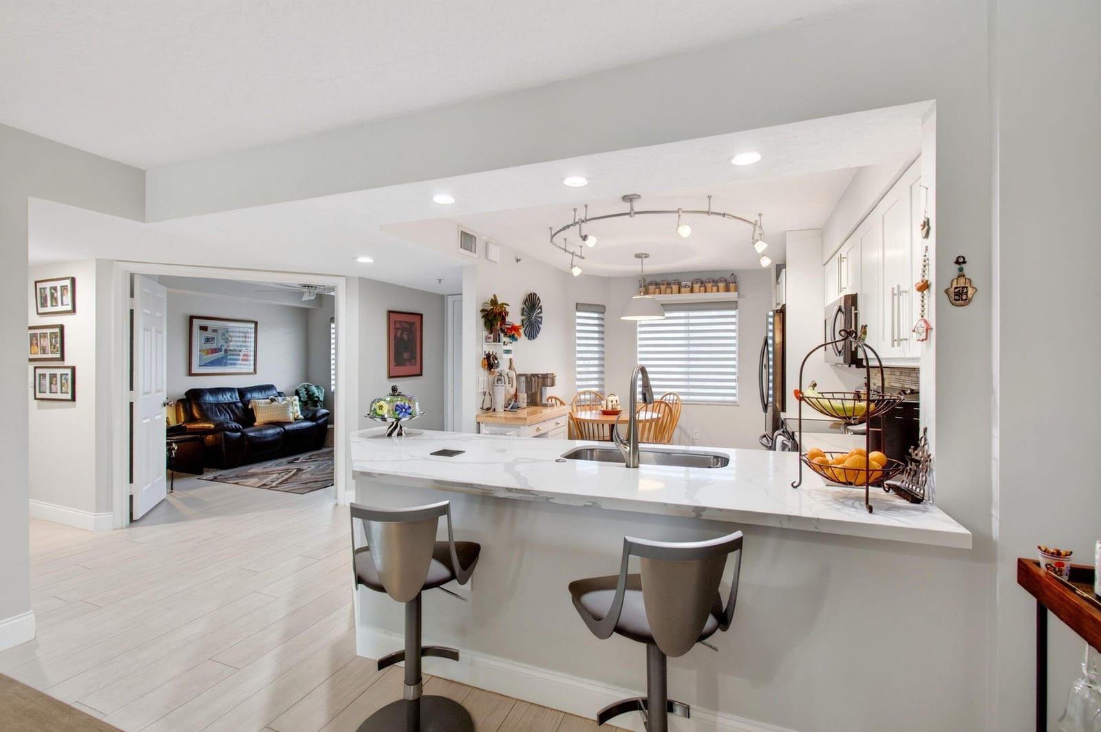 5746 CRYSTAL SHORES Drive 303, Boynton Beach, FL 33437 photo 20