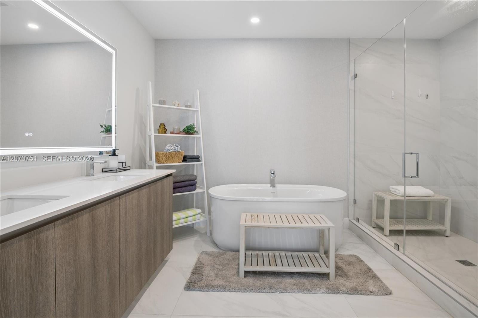 17550 Collins Avenue 701 — photo 7