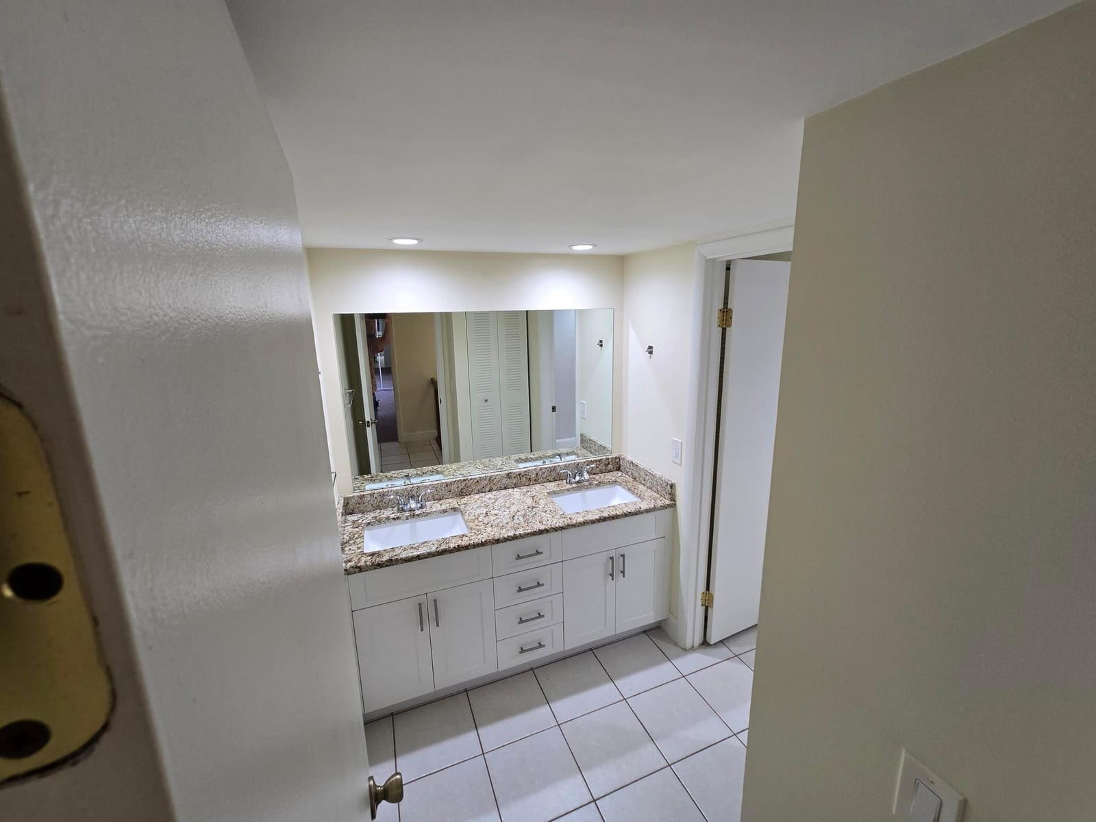 3232 MERIDIAN Way N B — photo 10