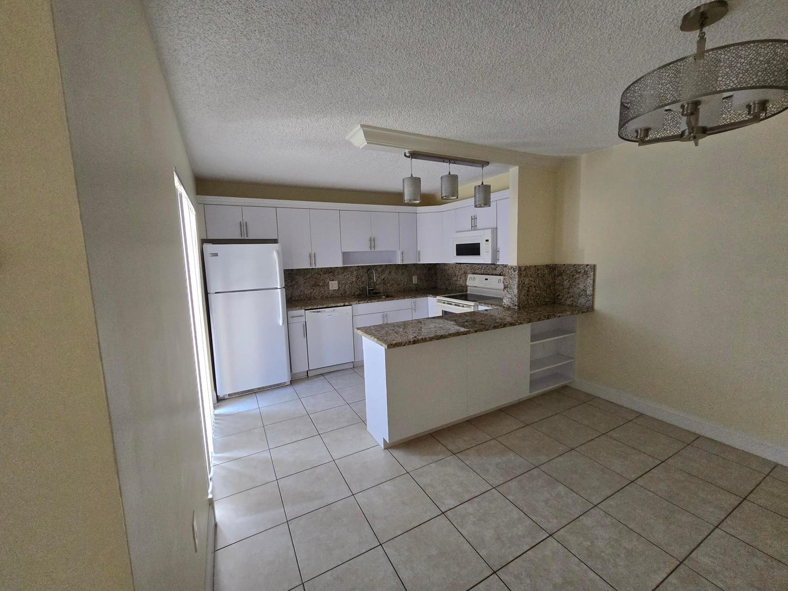 3232 MERIDIAN Way N B — photo 3