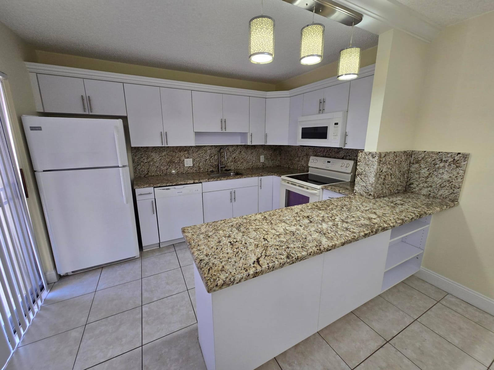 3232 MERIDIAN Way N B — photo 5