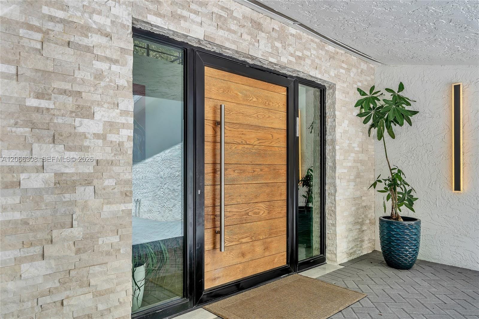 5811 SW 33rd Terrace, Hollywood, FL 33312