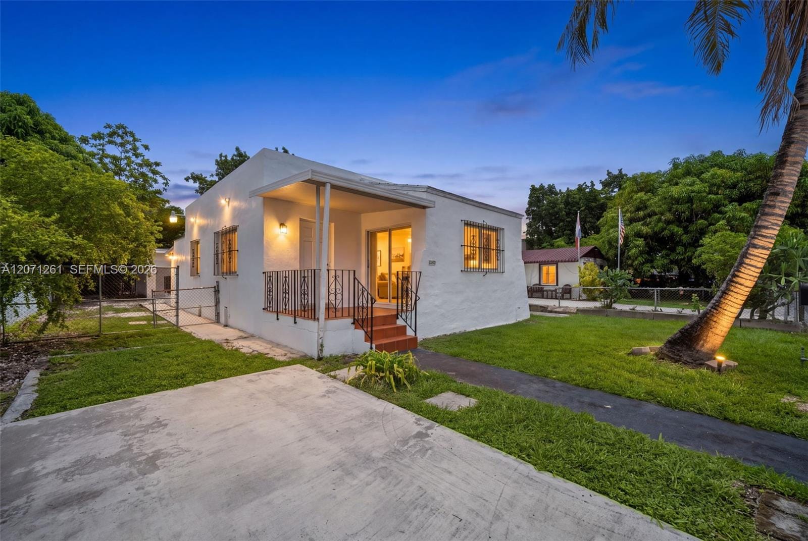 1227 NW 27th Street 1227, Miami, FL 33142