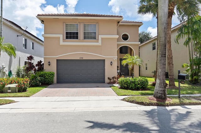 120 NW 117TH Terrace, Saraceno, Plantation, FL