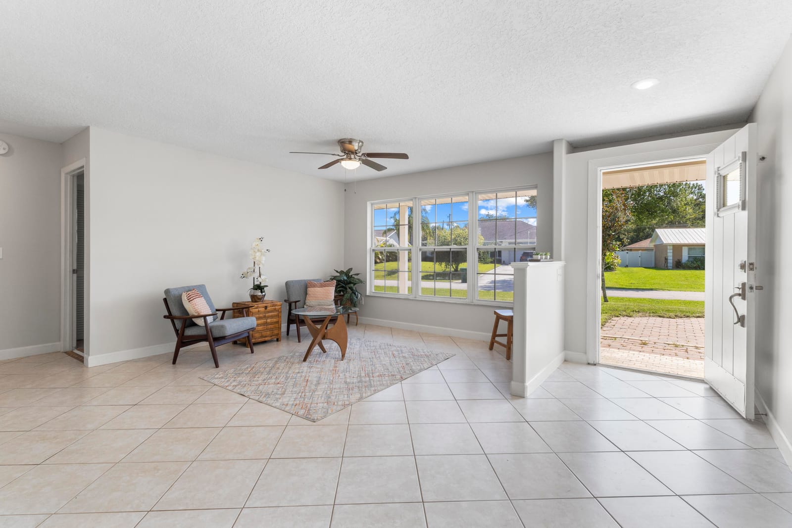 874 BLOSSOM Drive — photo 4
