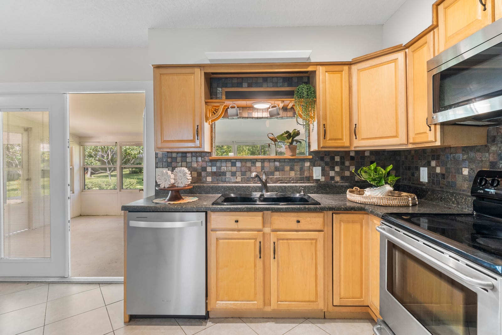 874 BLOSSOM Drive — photo 10