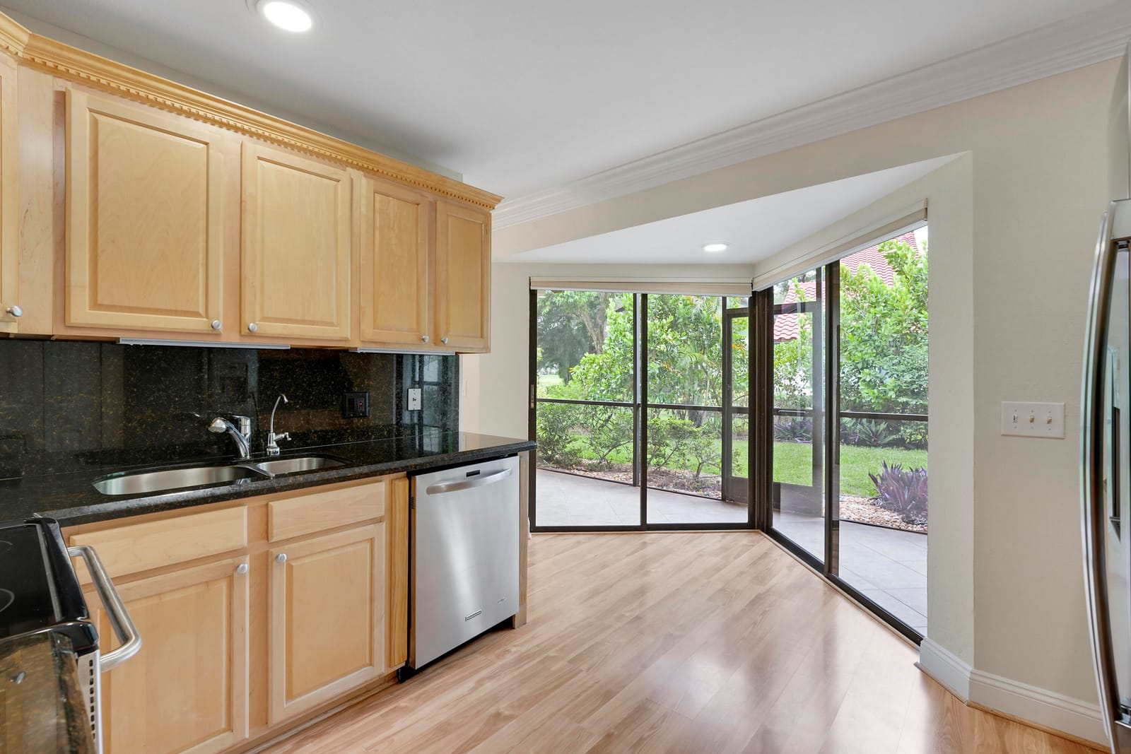 13 Lexington Lane E A — photo 8