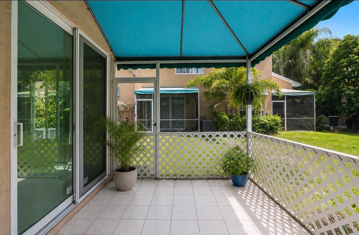 7057 WOODMONT Way 7057 — photo 8