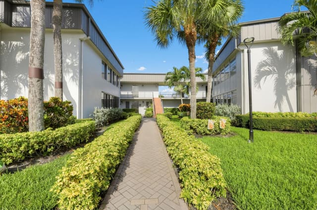 464 Piedmont J, Kings Point Piedmont, Delray Beach, FL
