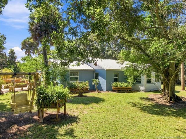 1895 39th Avenue, Belle Vista, Vero Beach, FL