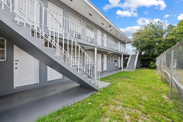 1761 Ali Baba Avenue #4, Opa-Locka, FL 33054