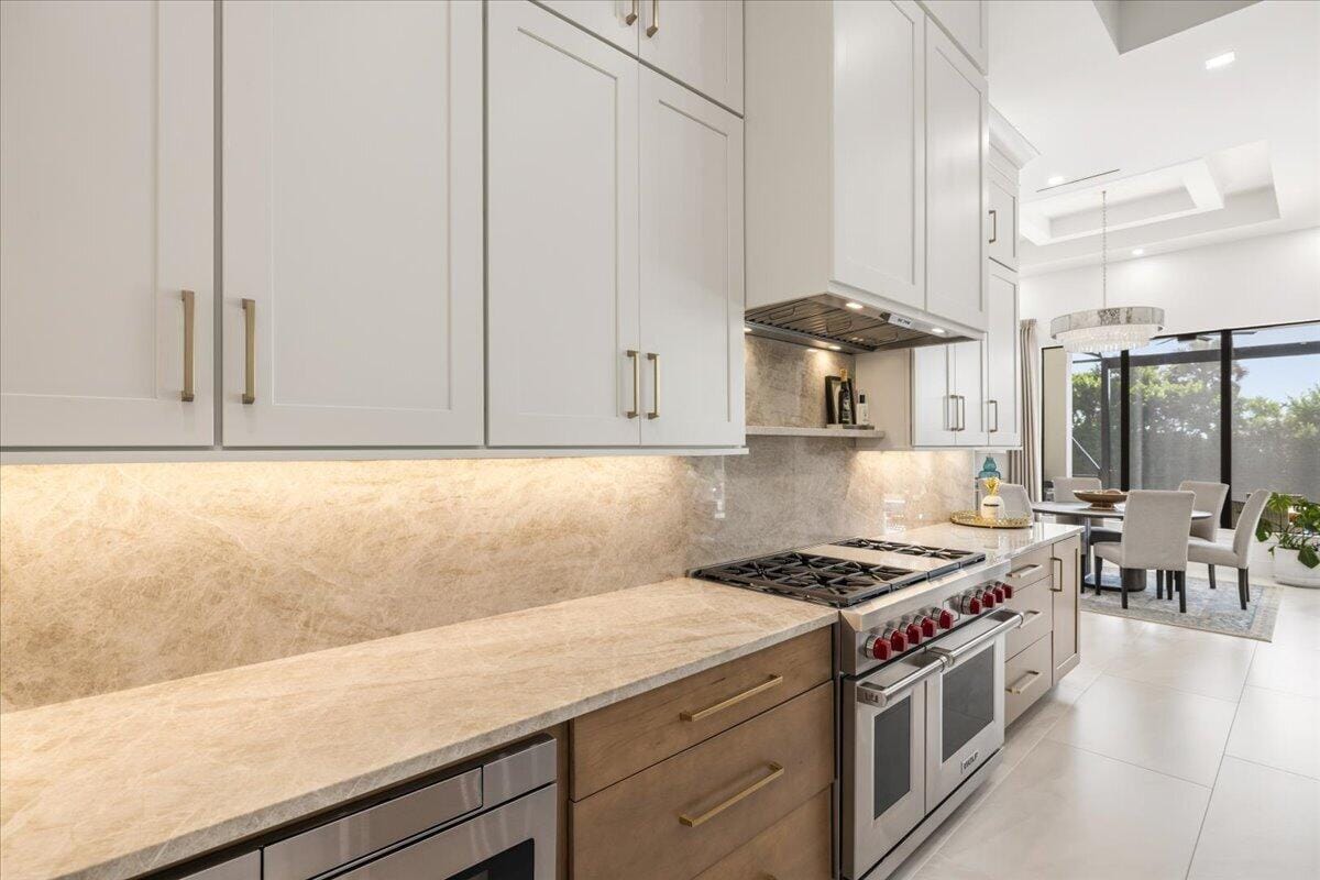 1023 W POLO GROUNDS Drive — photo 11